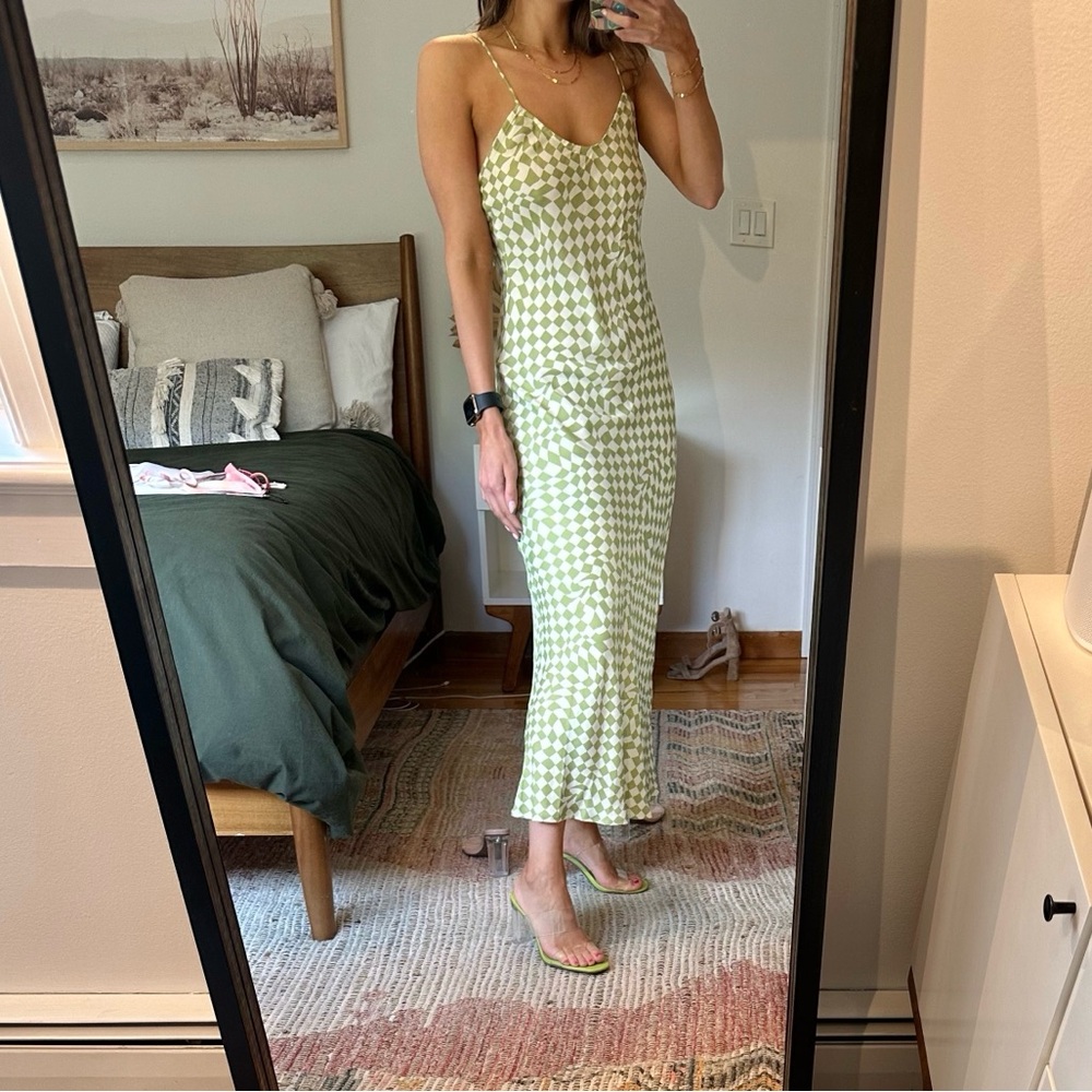 RESA Green and White Checkered Satin Midi Dress!